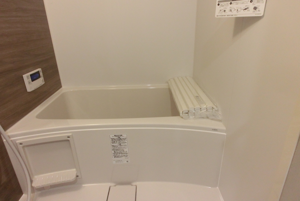 足立区東綾瀬１丁目　集合住宅